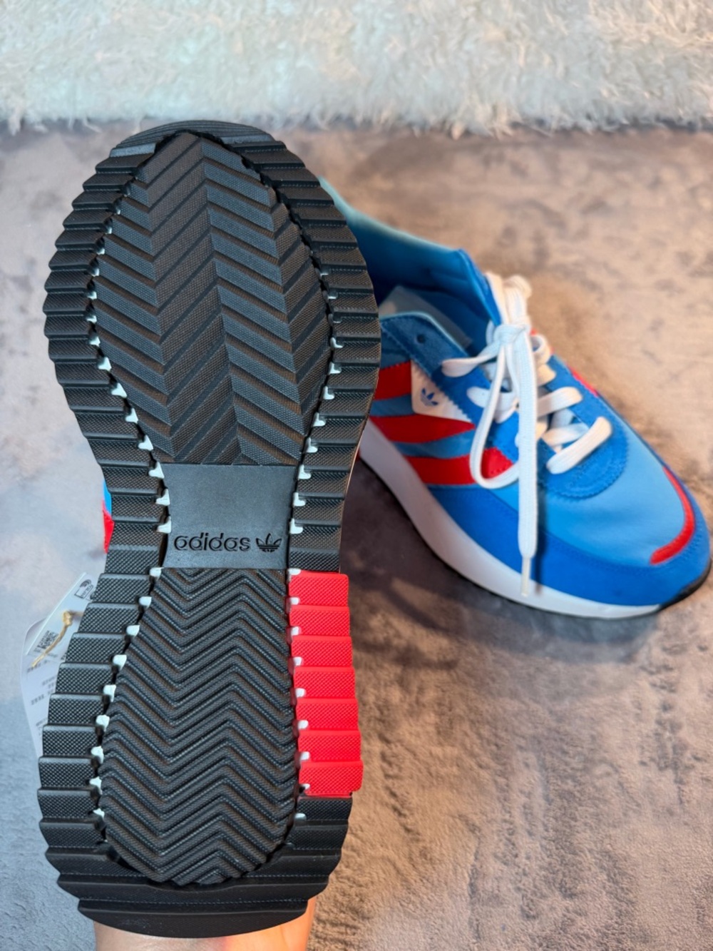 Adidas Retropy F2J Sneakers Unisex NWOB - Picture 7 of 7